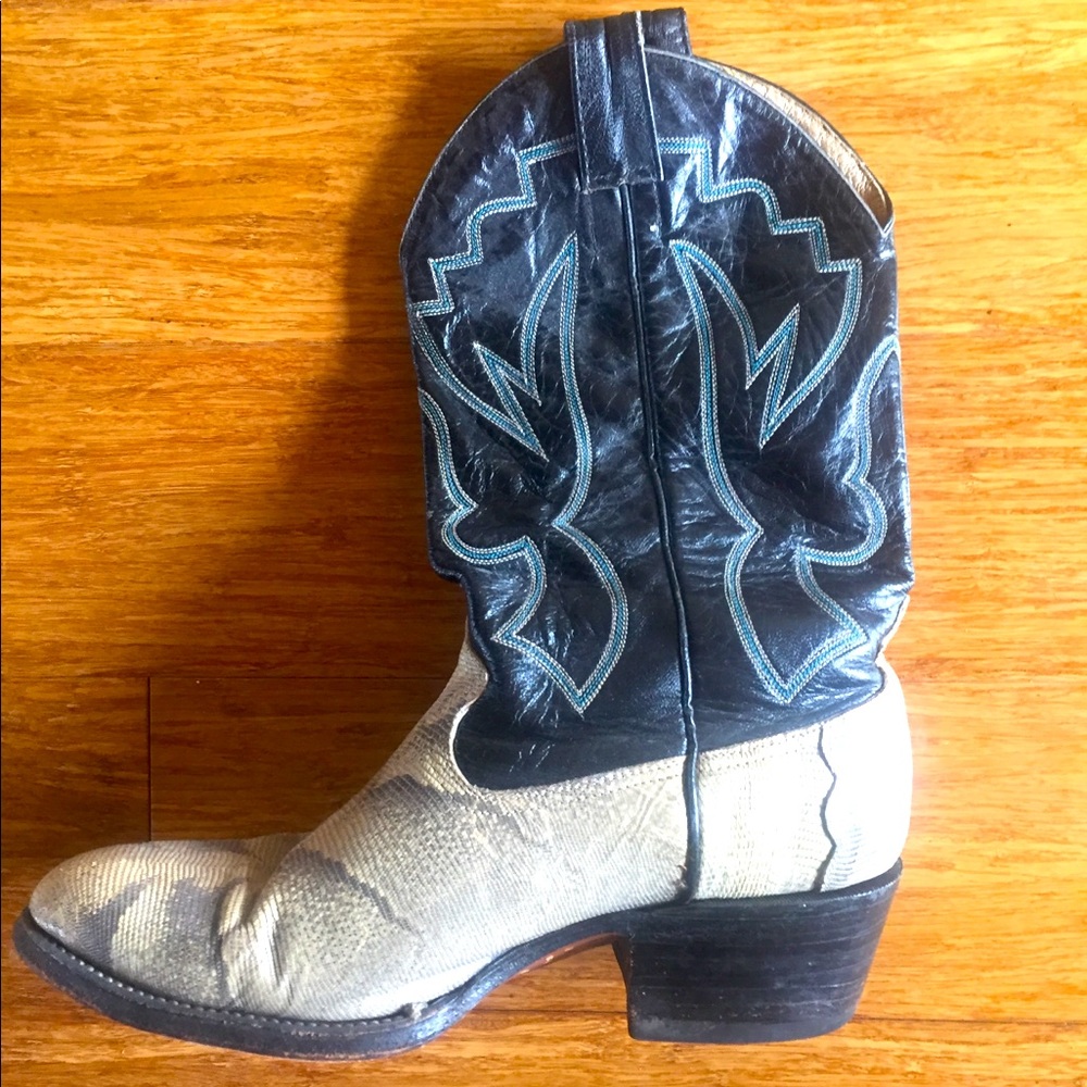 Men’s size 10.5 Iguana Skin cowboy boots